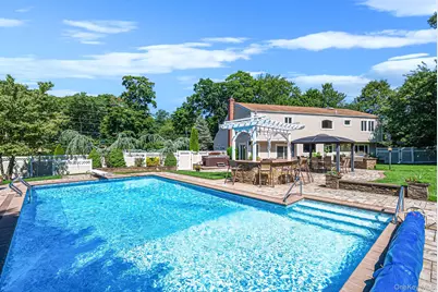 174 Dix Hills Road, Dix Hills, NY 11746 - Photo 35