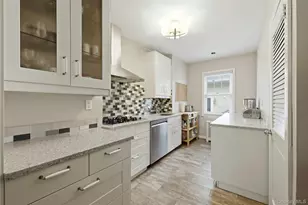 16 Superior Rd, Floral Park, NY 11001 - Photo 9
