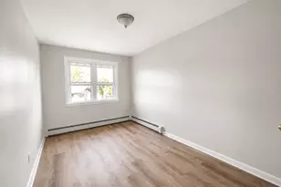 70-65 Walnut St, Forest Hills, NY 11375 - Photo 5