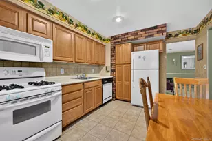 174 Beaver Dr, Mastic Beach, NY 11951 - Photo 15