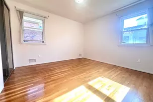 12-14 Utopia Pkwy, Whitestone, NY 11357 - Photo 7