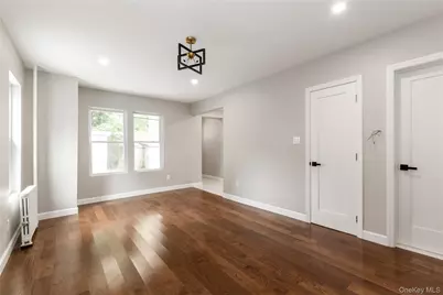 8492 Homelawn Street, Jamaica, NY 11432 - Photo 7