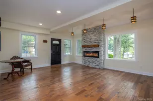 16 Wayne Ave, Fort Montgomery, NY 10922 - Photo 3