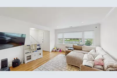 170 Wetherill Road, Garden City, NY 11530 - Photo 5