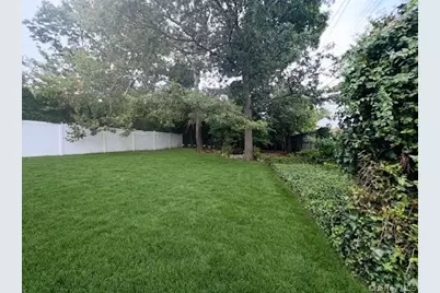 694 Blackstone Avenue, East Meadow, NY 11554 - Photo 9