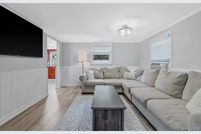 6 Gerek Avenue, West Islip, NY 11795 - Photo 13