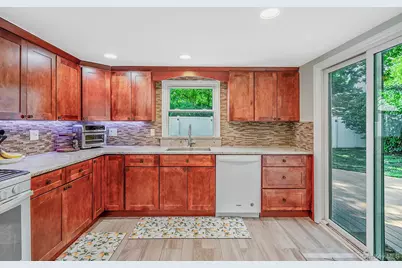 6 Gerek Avenue, West Islip, NY 11795 - Photo 17