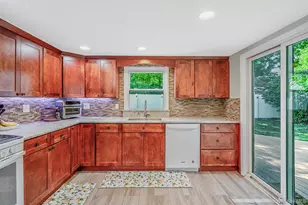 6 Gerek Ave, West Islip, NY 11795 - Photo 17