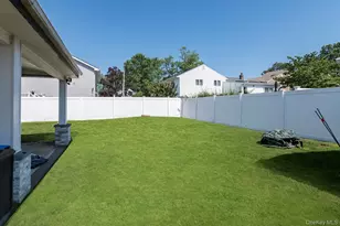 857 Virginia Ave, North Bellmore, NY 11710 - Photo 15