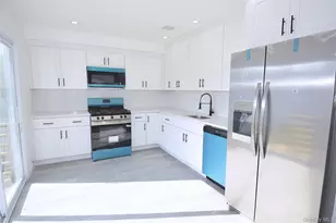 240 Columbus Pkwy, Mineola, NY 11501 - Photo 7