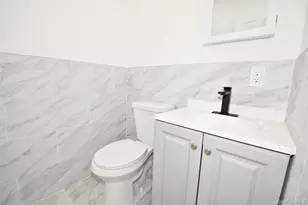 240 Columbus Pkwy, Mineola, NY 11501 - Photo 13