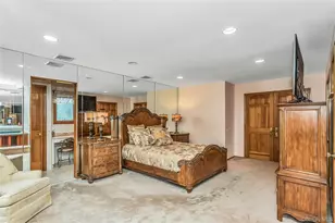 3901 Jane Ct, Seaford, NY 11783 - Photo 19
