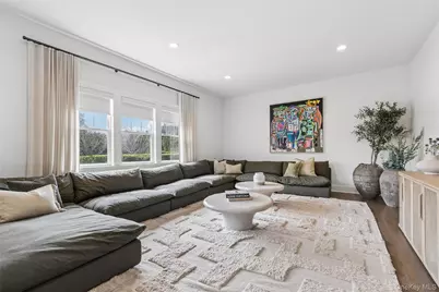 22 Summer Drive, Southampton, NY 11968 - Photo 11