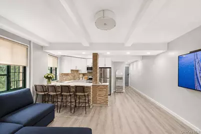 2160 E Tremont Avenue #3B, Bronx, NY 10462 - Photo 1