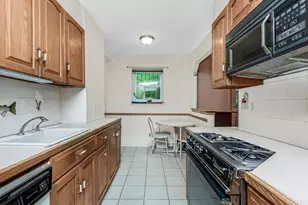 2358 Tiemann Ave, Bronx, NY 10469 - Photo 5