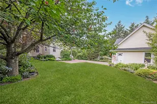 67 Davison Pl, Rockville Centre, NY 11570 - Photo 9