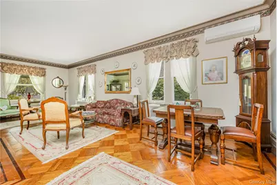 67 Davison Place, Rockville Centre, NY 11570 - Photo 17