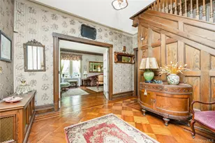 67 Davison Pl, Rockville Centre, NY 11570 - Photo 13