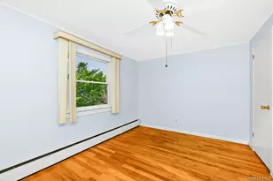 195 N Albany Ave, Massapequa, NY 11758 - Photo 33