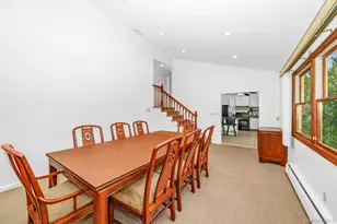 195 N Albany Ave, Massapequa, NY 11758 - Photo 27