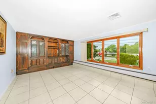 195 N Albany Ave, Massapequa, NY 11758 - Photo 17