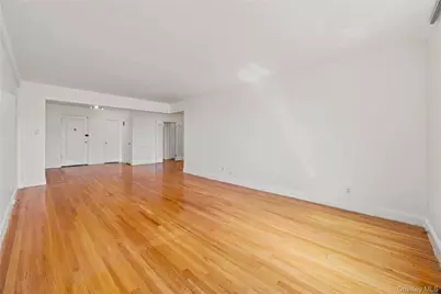 72-10 112 Street #6G, Forest Hills, NY 11375 - Photo 3