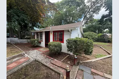 7 Connelly Drive, Lake Grove, NY 11755 - Photo 3