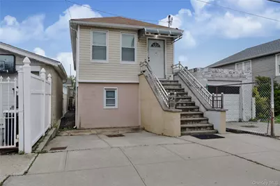 6940 Gouverneur Avenue, Arverne, NY 11692 - Photo 13