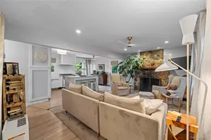 36 Argonne Rd W, Hampton Bays, NY 11946 - Photo 3