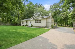 3 Aspen Rd, Mastic Beach, NY 11951 - Photo 3