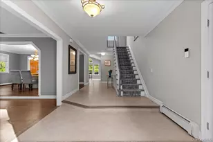 76 Wildwood Dr, Dix Hills, NY 11746 - Photo 3
