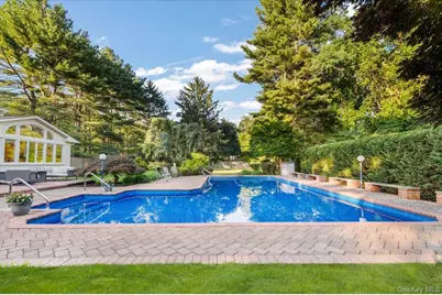 76 Wildwood Drive, Dix Hills, NY 11746 - Photo 39