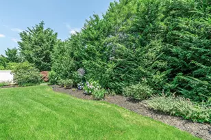 2923 Len Dr, Bellmore, NY 11710 - Photo 39