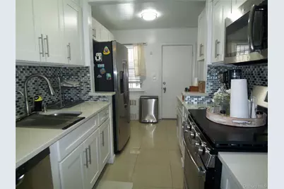 4382 Byron Avenue, Bronx, NY 10466 - Photo 7
