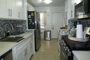 4382 Byron Ave, Bronx, NY 10466 - Photo 7