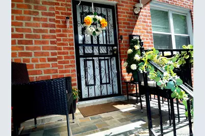 4382 Byron Avenue, Bronx, NY 10466 - Photo 3