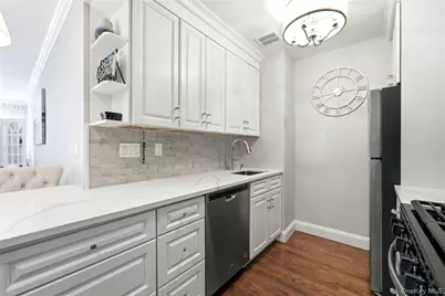 750 Shore Road #2D, Long Beach, NY 11561 - Photo 7
