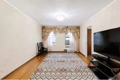 84-31 Van Wyck Expressway #2B, Briarwood, NY 11435 - Photo 9