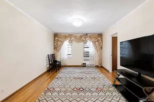 84-31 Van Wyck Expressway, Briarwood, NY 11435 - Photo 9