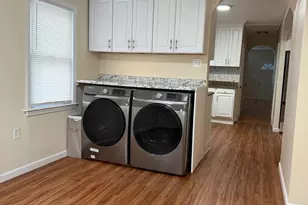 196 Hosmer Ave, Bronx, NY 10465 - Photo 7