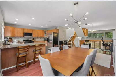 42 Tulip Court, Nanuet, NY 10954 - Photo 17