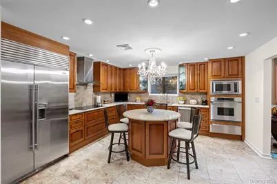 3153 Lee Place, Bellmore, NY 11710 - Photo 9