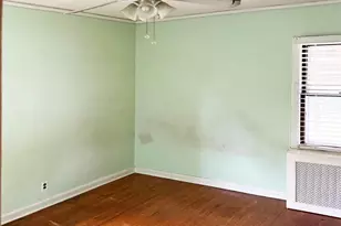 534 Sperry Blvd, New Hyde Park, NY 11040 - Photo 7