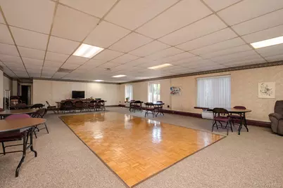 135 Post Avenue #3R, Westbury, NY 11590 - Photo 23