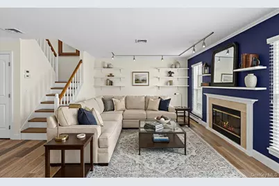 106 Strathmore Court Drive, Coram, NY 11727 - Photo 19