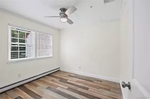 106 Strathmore Ct Dr, Coram, NY 11727 - Photo 25
