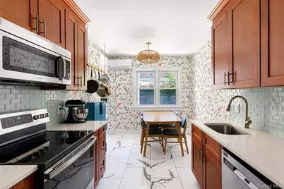 3114 48th Street, Astoria, NY 11103 - Photo 5