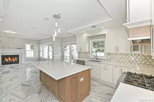 127 Vanderbilt Ave, Manhasset, NY 11030 - Photo 17