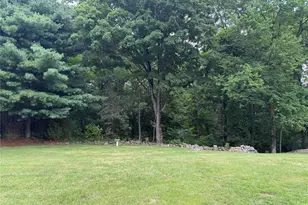 36 Greenvale Farms Rd, Poughkeepsie, NY 12603 - Photo 5