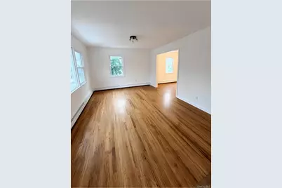 21 Walnut Avenue, Stony Brook, NY 11790 - Photo 3